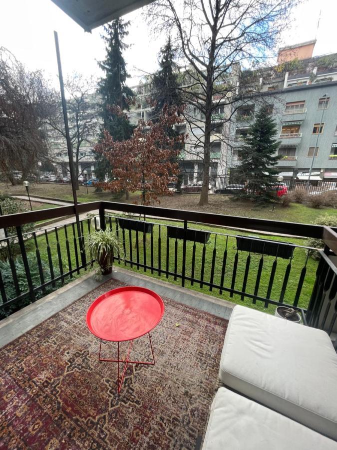 Luxury Modern Apartment Milano Esterno foto